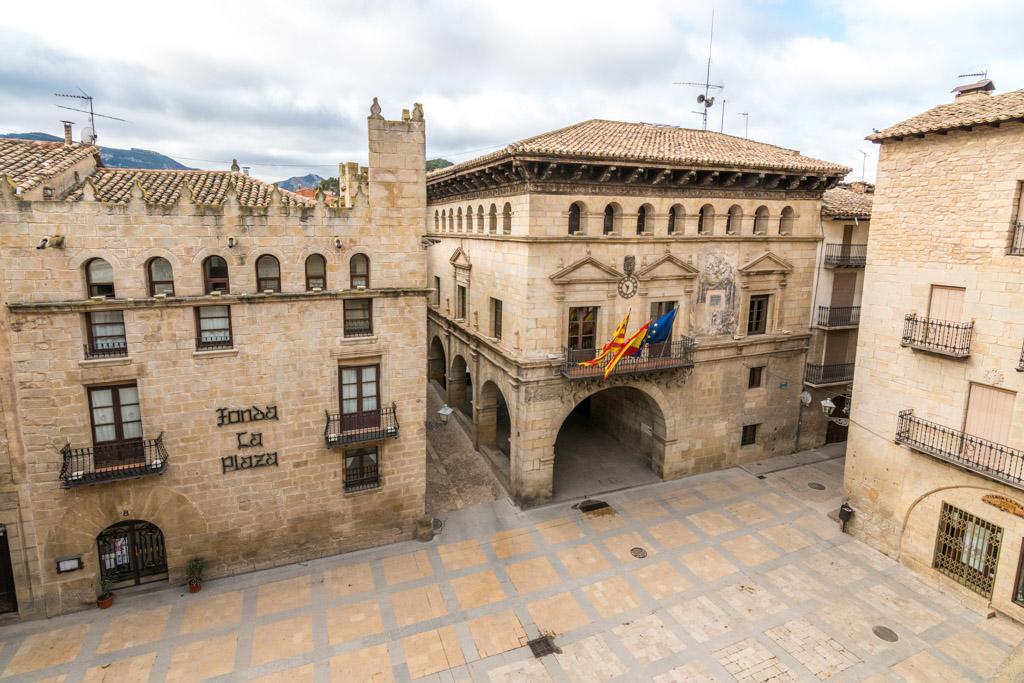 Apartamentos Plaza Mayor Valderrobres Exterior foto